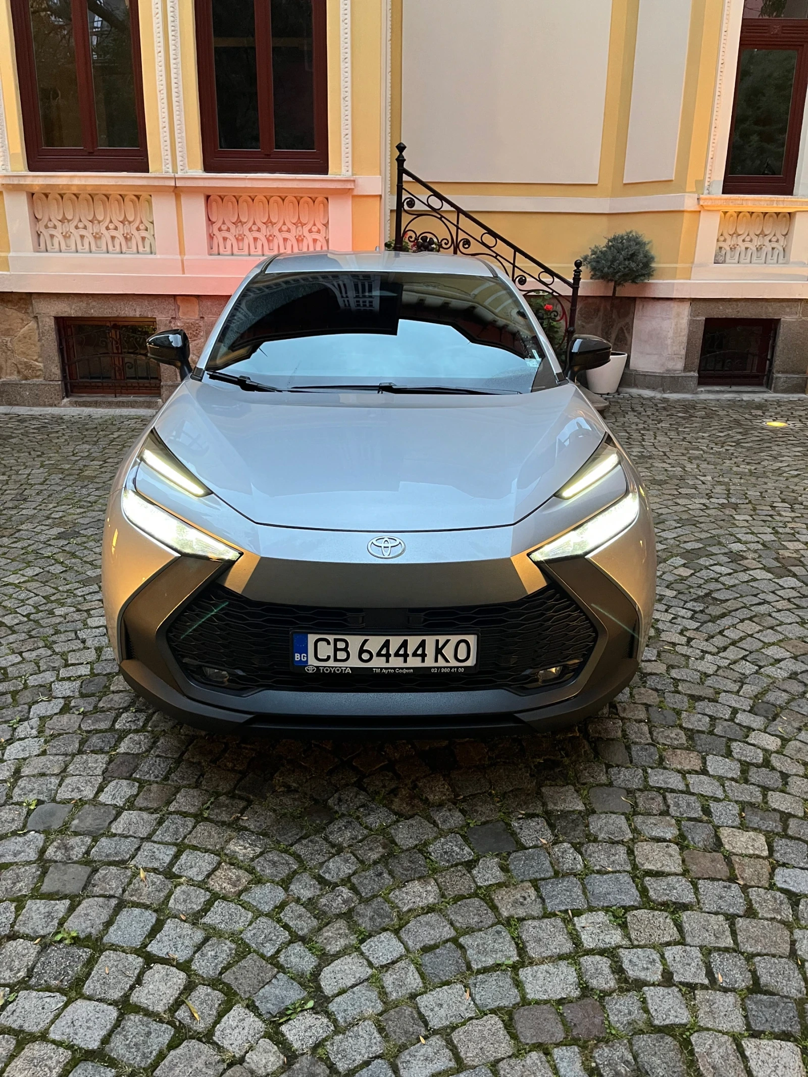 Toyota C-HR 1.8 HEV E-CVT Cult FWD - изображение 5
