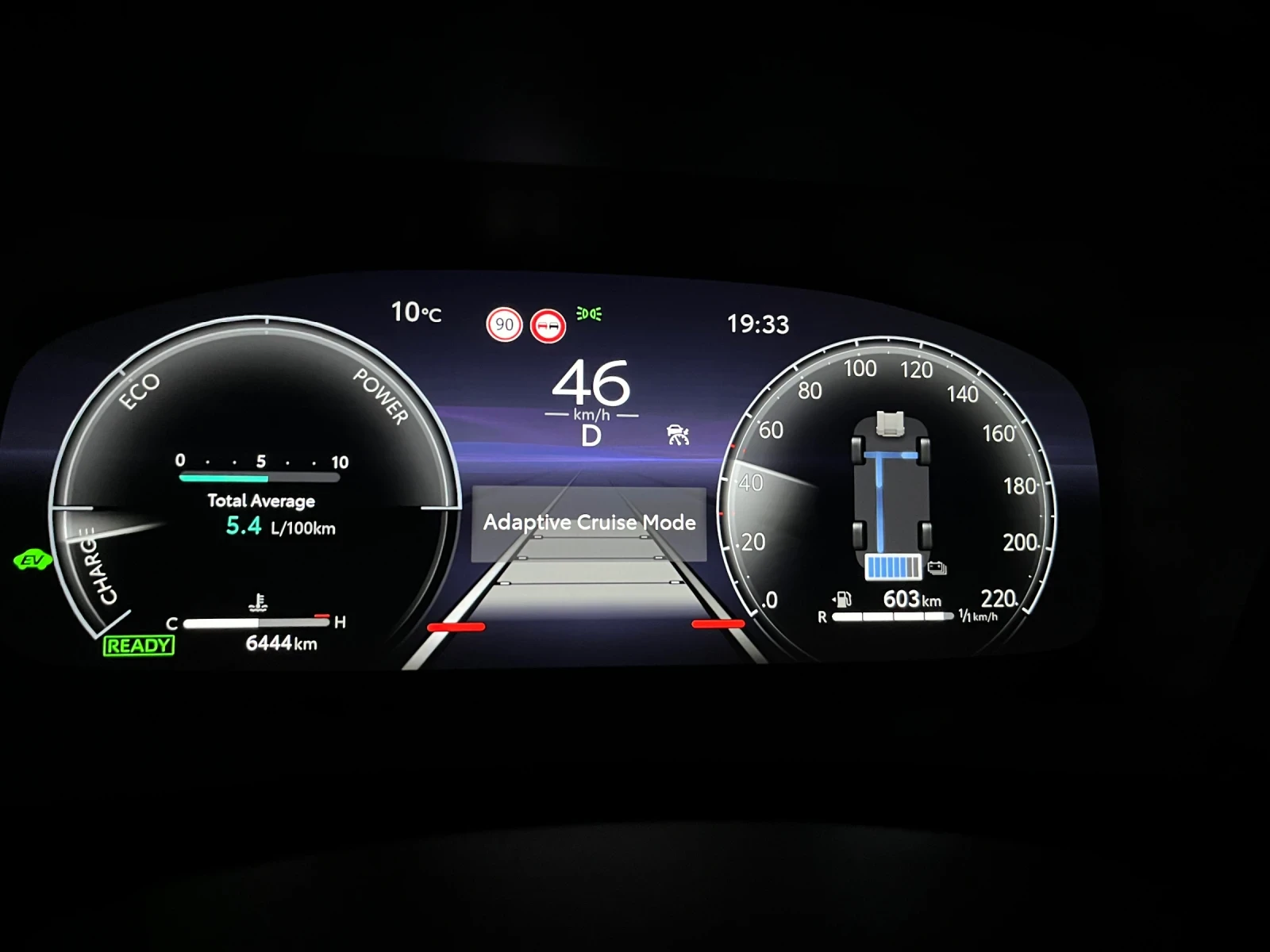 Toyota C-HR 1.8 HEV E-CVT Cult FWD - изображение 8