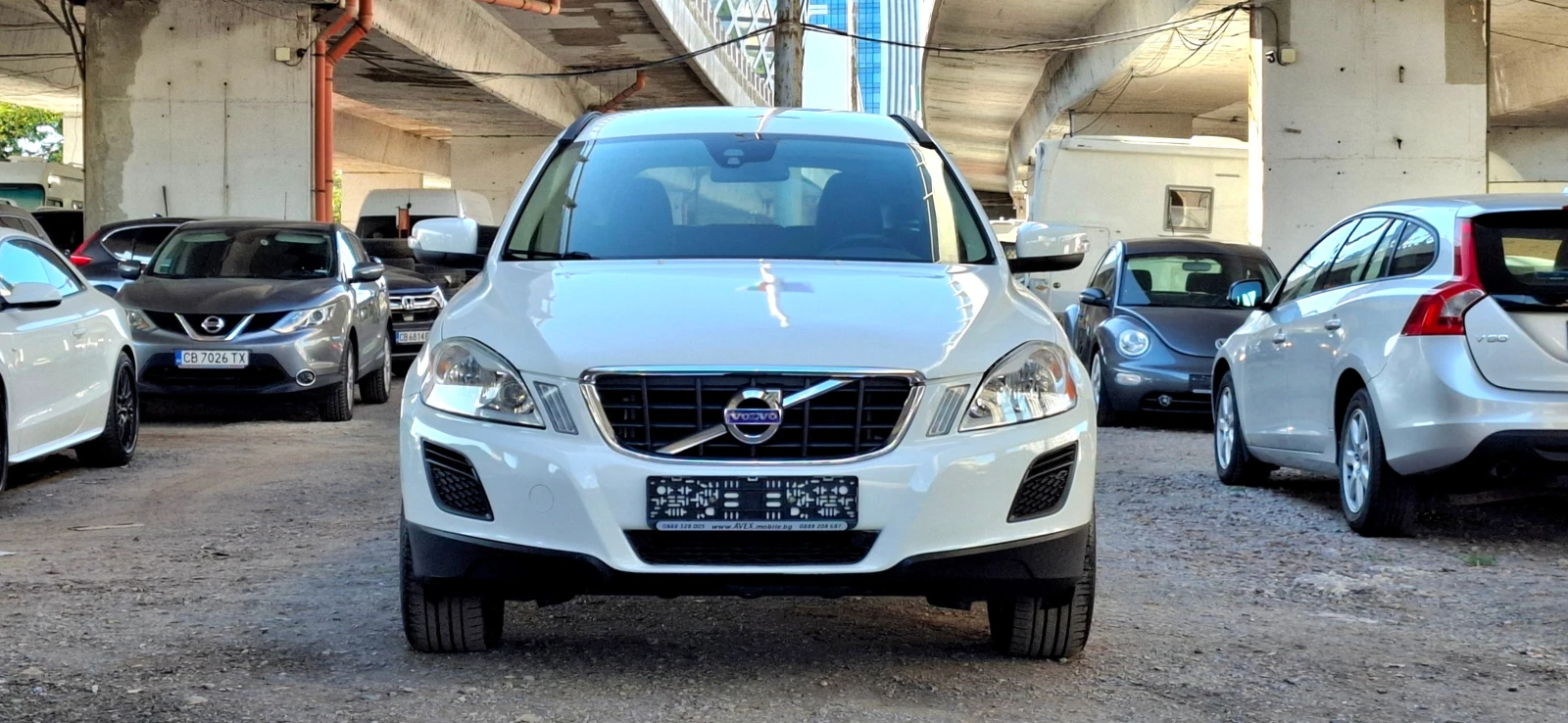 Volvo XC60 4x4 NAVI - изображение 2