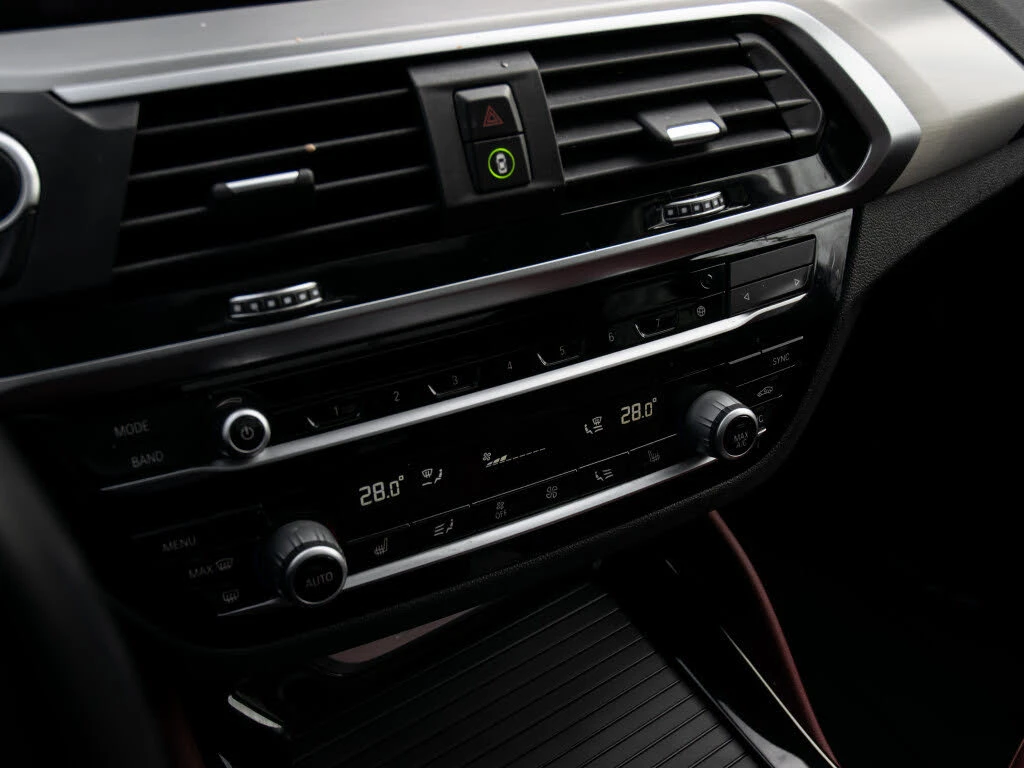 BMW X4, снимка 12 - Автомобили и джипове - 53812363