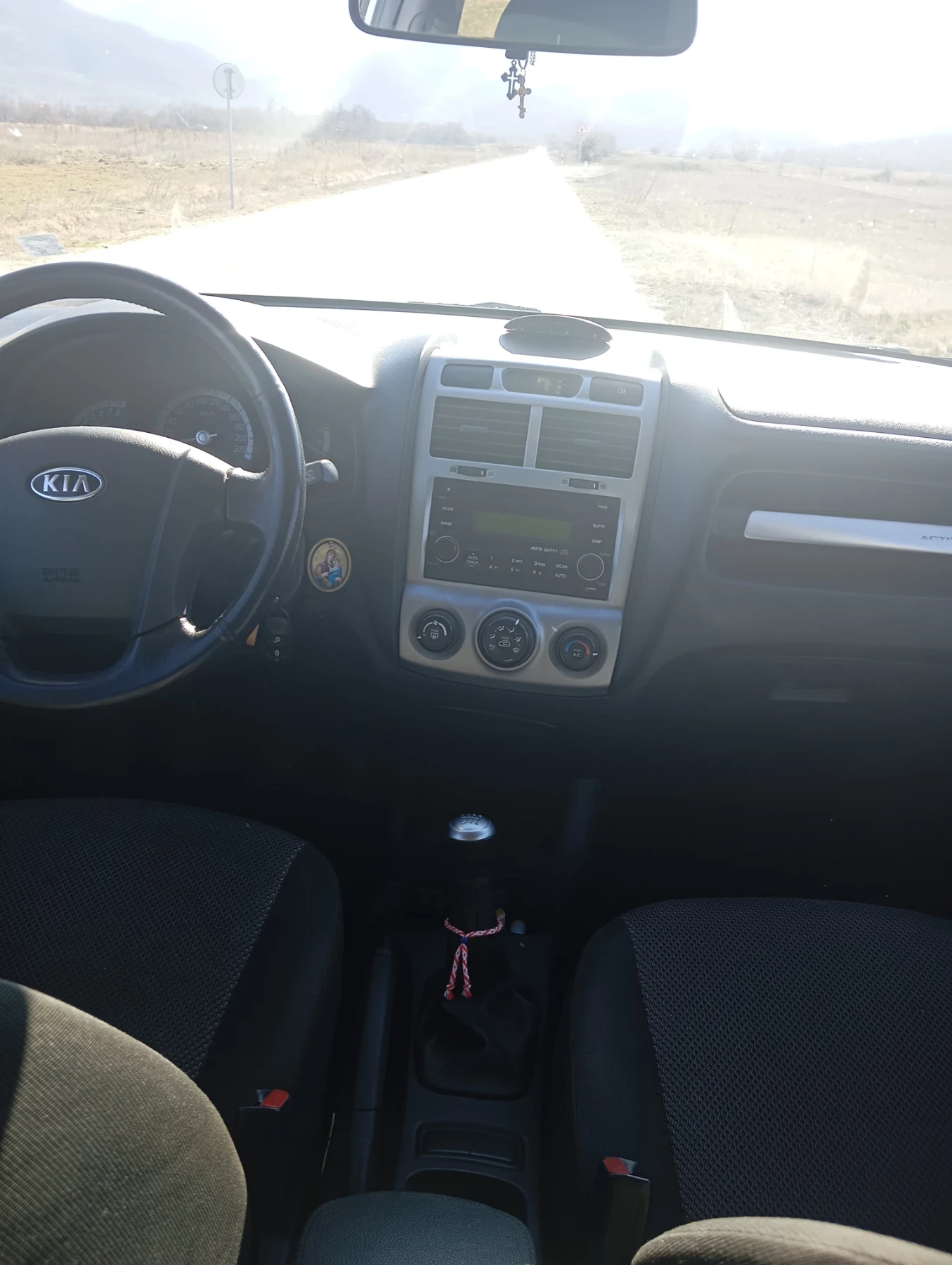 Kia Sportage 2.0 141к.с АГУ, снимка 5 - Автомобили и джипове - 53871584