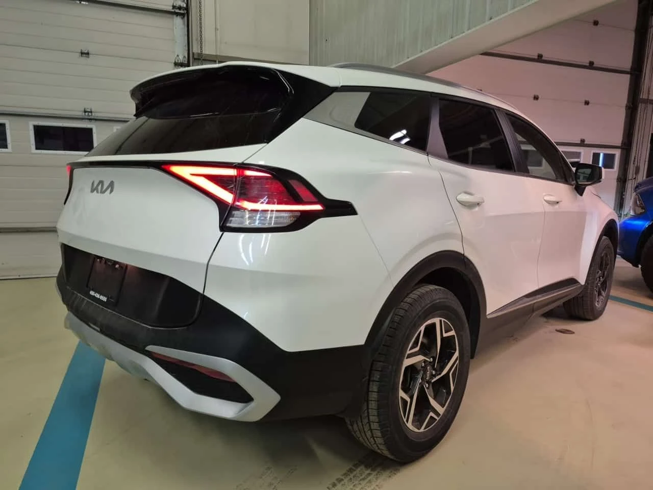 Kia Sportage LX/CARFAX/Подгрев/Памет/Задна Камера/, снимка 3 - Автомобили и джипове - 53986927