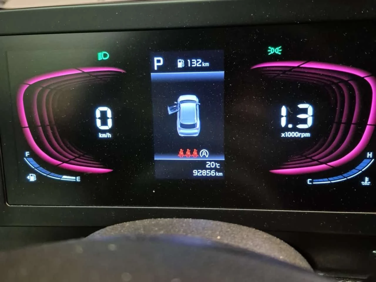 Kia Sportage LX/CARFAX/Подгрев/Памет/Задна Камера/, снимка 7 - Автомобили и джипове - 53986927