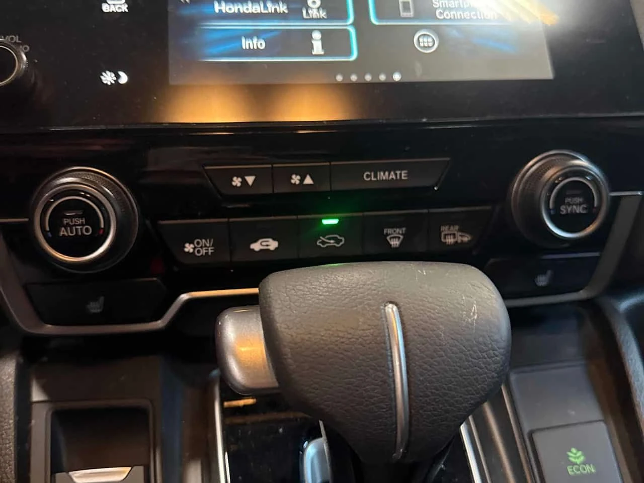 Honda Cr-v * LX * CARFAX * ПОДГРЕВ * КАМЕРА * NAVI, снимка 15 - Автомобили и джипове - 54021225