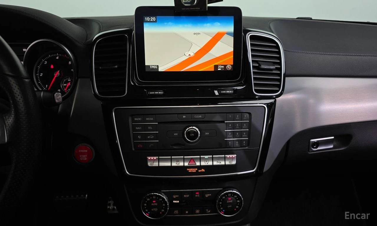 Mercedes-Benz GLE 350 AMG* PACK* HARMON* KARDON* ПОДГРЕВ* КАМЕРА* КЕЙЛЕС, снимка 11 - Автомобили и джипове - 54810788