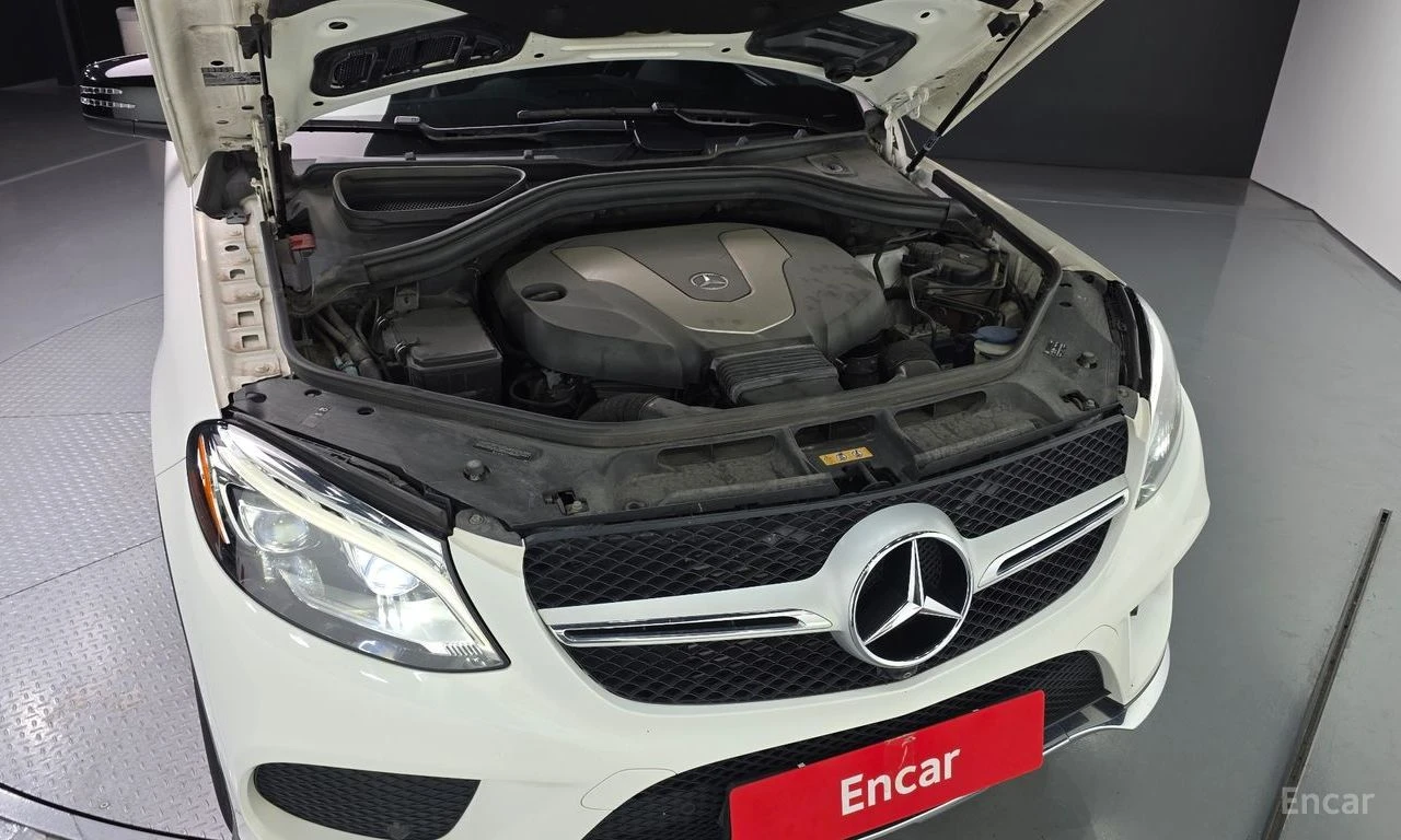 Mercedes-Benz GLE 350 AMG* PACK* HARMON* KARDON* ПОДГРЕВ* КАМЕРА* КЕЙЛЕС, снимка 17 - Автомобили и джипове - 54810788