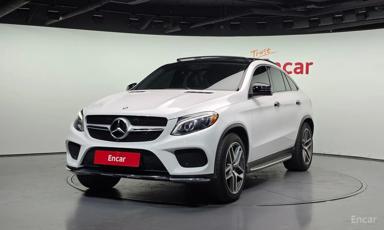 Mercedes-Benz GLE 350 AMG* PACK* HARMON* KARDON* ПОДГРЕВ* КАМЕРА* КЕЙЛЕС