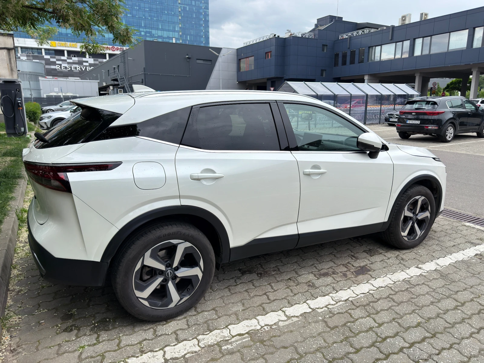 Nissan Qashqai N-Connect , снимка 7 - Автомобили и джипове - 54825550