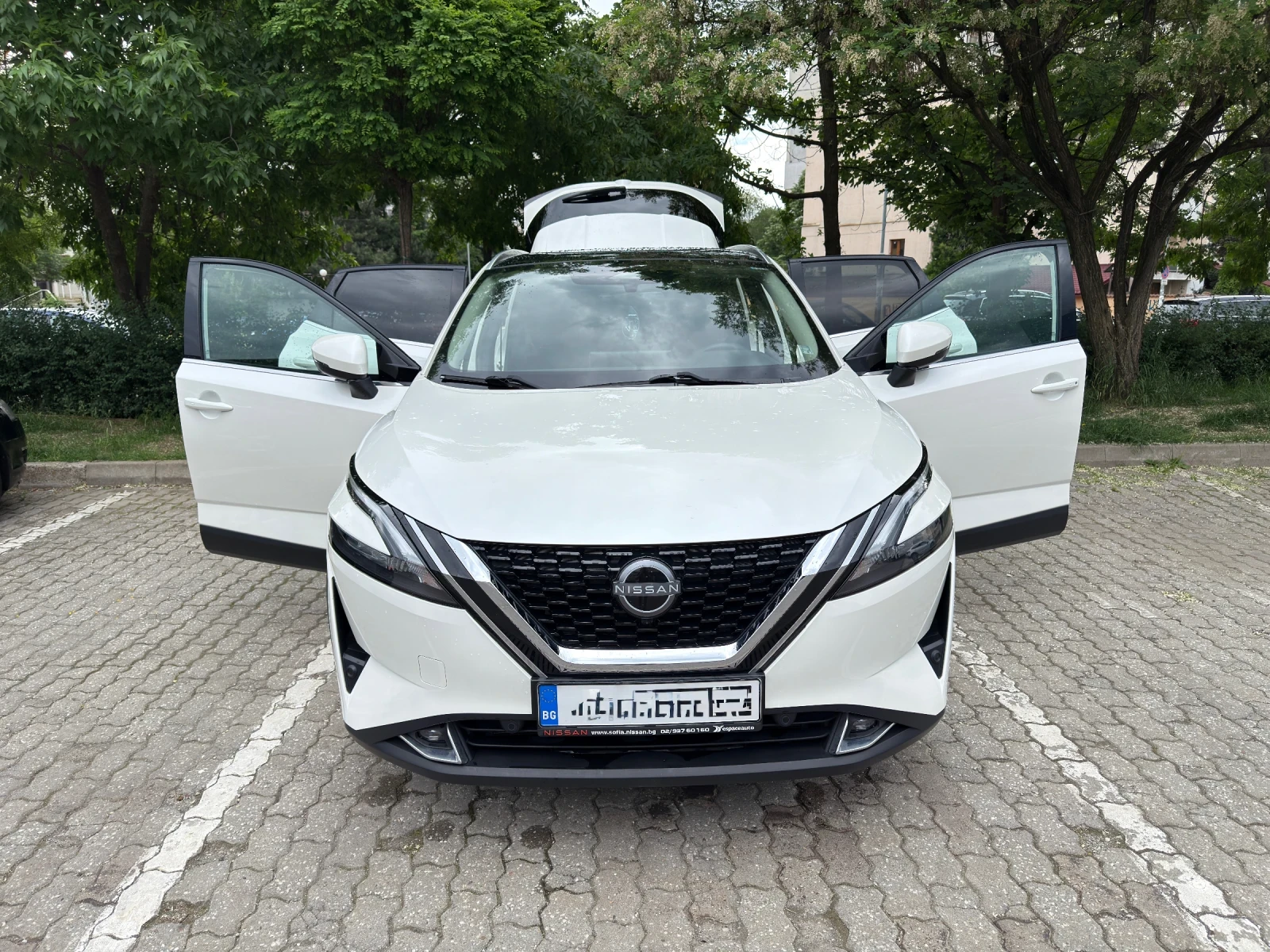 Nissan Qashqai N-Connect , снимка 3 - Автомобили и джипове - 54825550