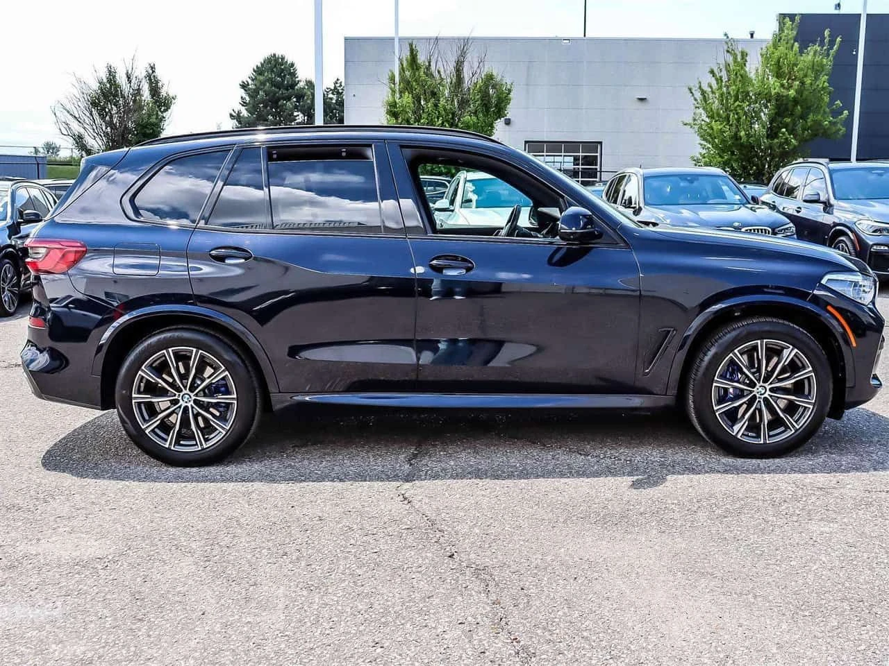 BMW X5 xDrive40i| H/K| SWAROWSKI| HUD| 360CAM| , снимка 3 - Автомобили и джипове - 54969824