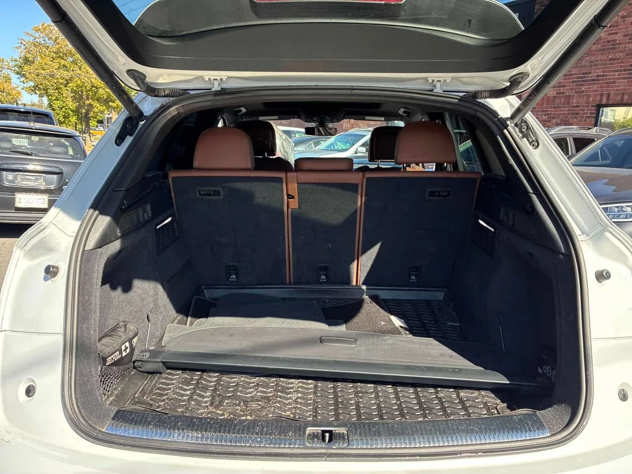 Audi Q5 * Progressiv * CARFAX * , снимка 14 - Автомобили и джипове - 56225760