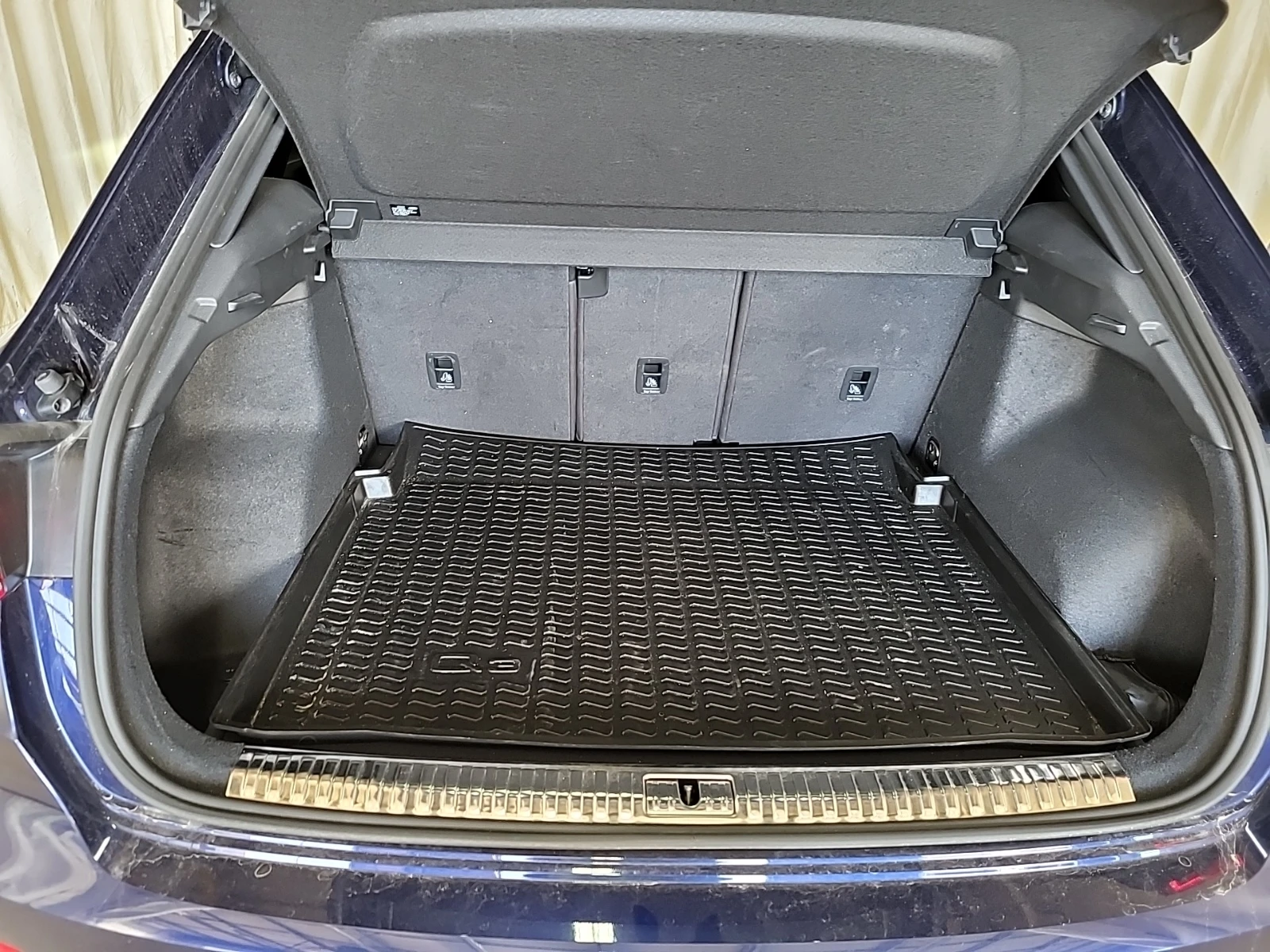 Audi Q3 Technik / АВТОКРЕДИТ, снимка 16 - Автомобили и джипове - 56729001