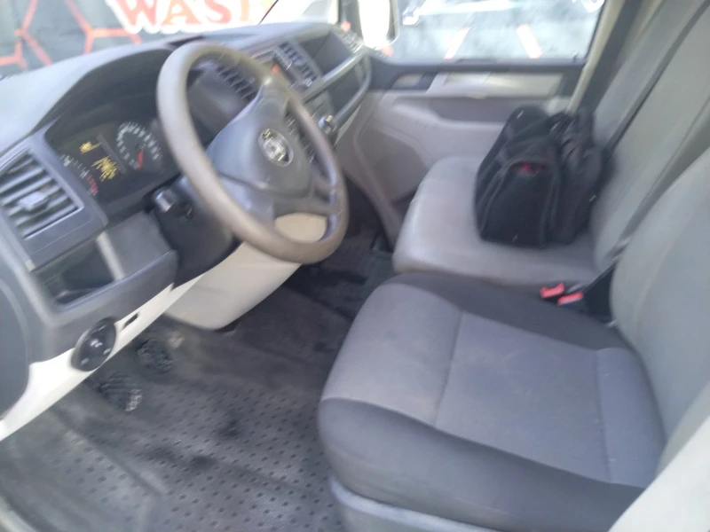 VW Transporter T6 2.0TDi, снимка 8 - Бусове и автобуси - 47587218