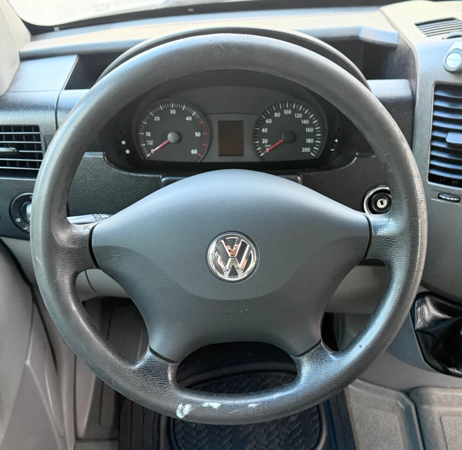 VW Crafter 2.5 TDI/136kc/6ck/7 места/Бордови/N1, снимка 10 - Бусове и автобуси - 54568519