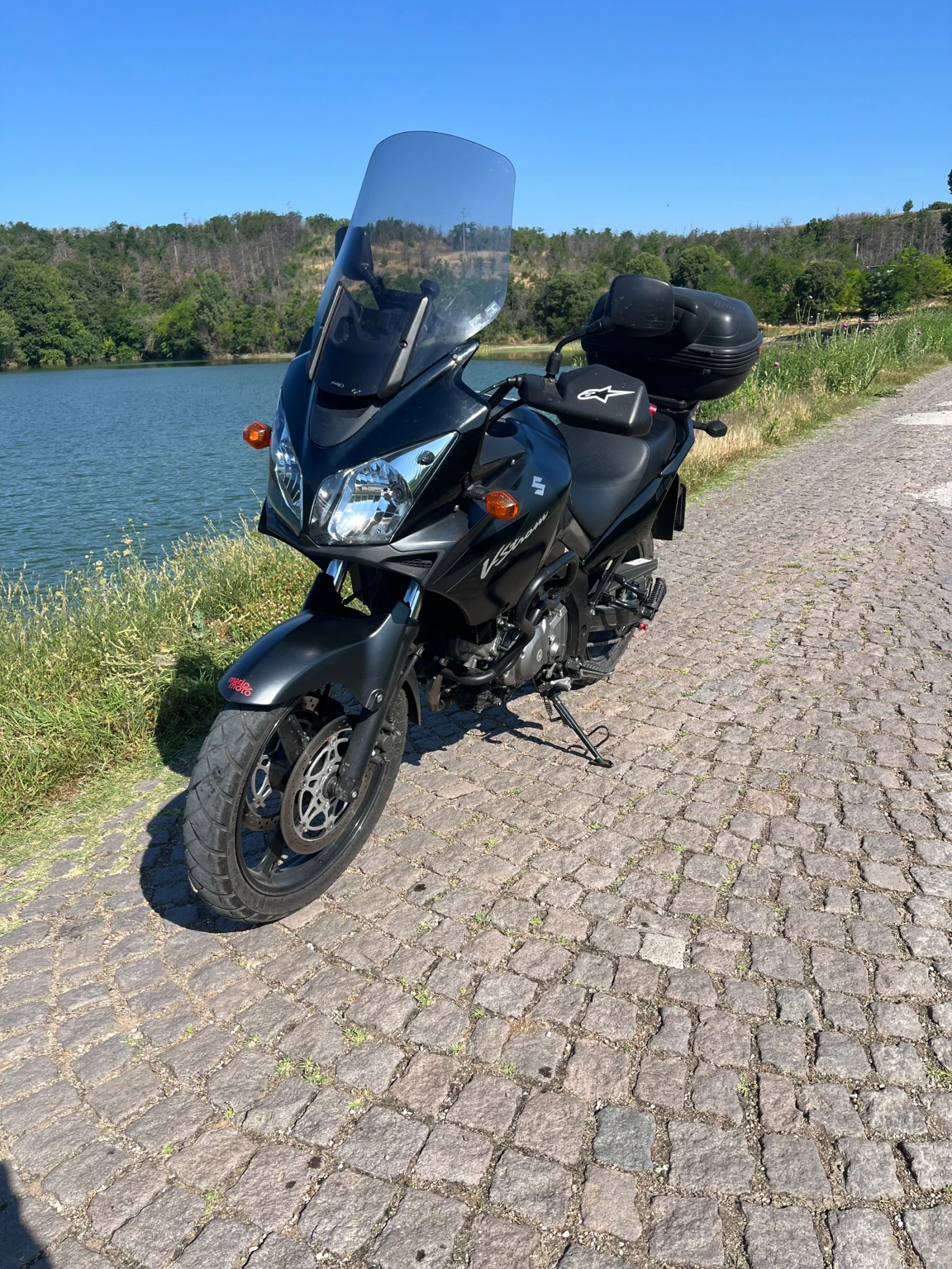 Suzuki V-strom 650