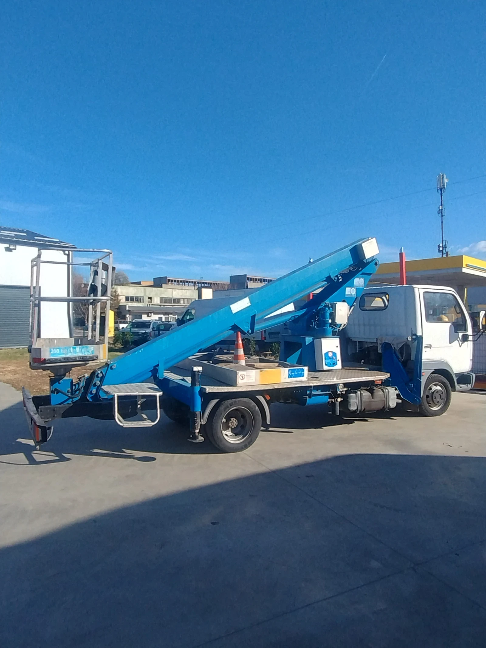 Автовишка Друга марка Nissan Cabstar, снимка 1