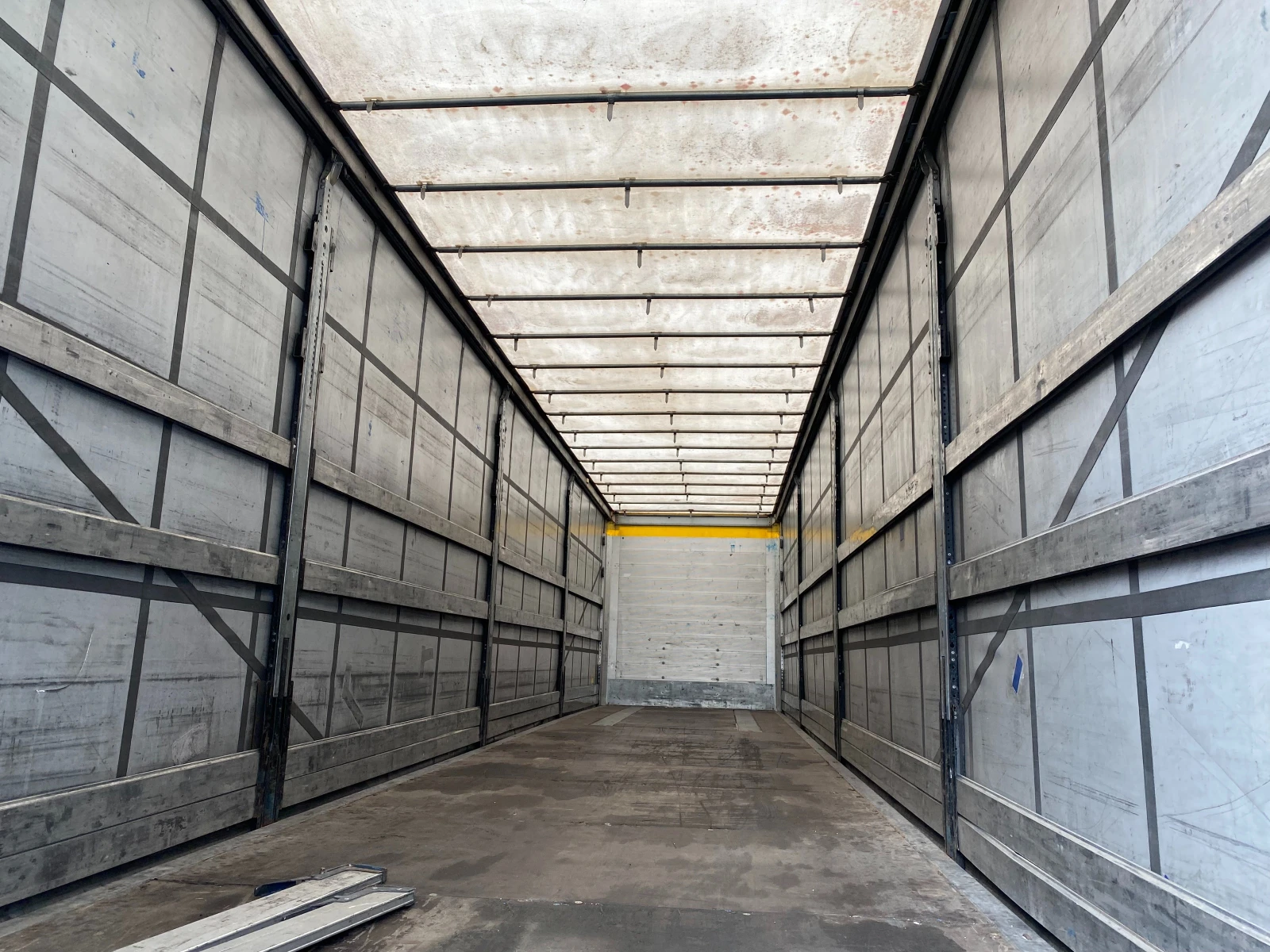 Полуремарке Schmitz, снимка 5 - Ремаркета - 54358265