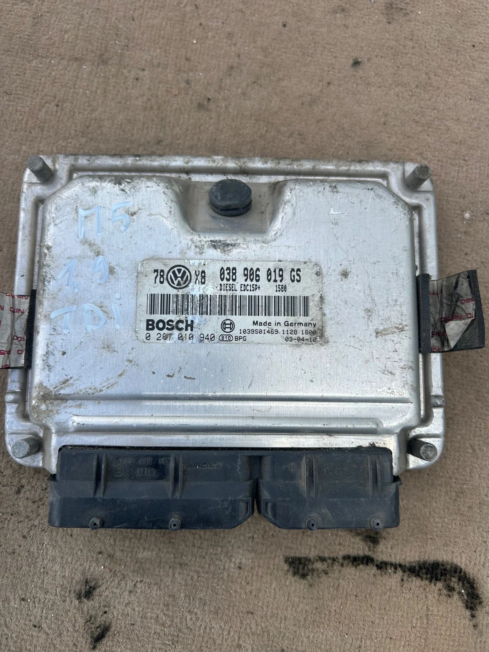038906019GS компютър двигател VOLKSWAGEN PASSAT 5.5 1.9TDI 0281010940