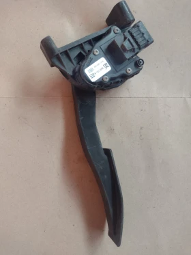 6PV 008 112-00  Педал газ Opel Astra H  6PV00811200   GM 9157998, снимка 1 - Части - 49437768