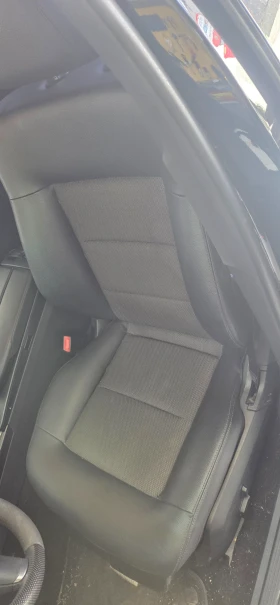 Mercedes-Benz E 200, снимка 15