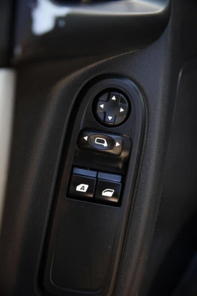 Citroen C3 1.4i GPL PANORAMA ЛИЗИНГ, снимка 13