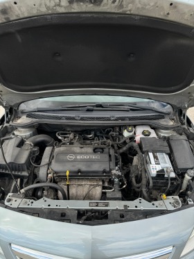 Opel Astra 1.6, снимка 15 - Автомобили и джипове - 45485799