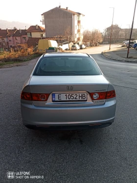 Honda Accord 2.2 i-ctdi facelift 6ск, снимка 7