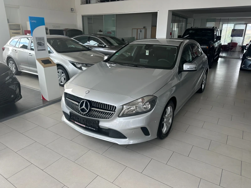 Mercedes-Benz A 180, снимка 2 - Автомобили и джипове - 49189576