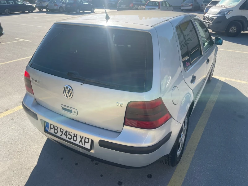 VW Golf 1.6, снимка 2 - Автомобили и джипове - 47639818