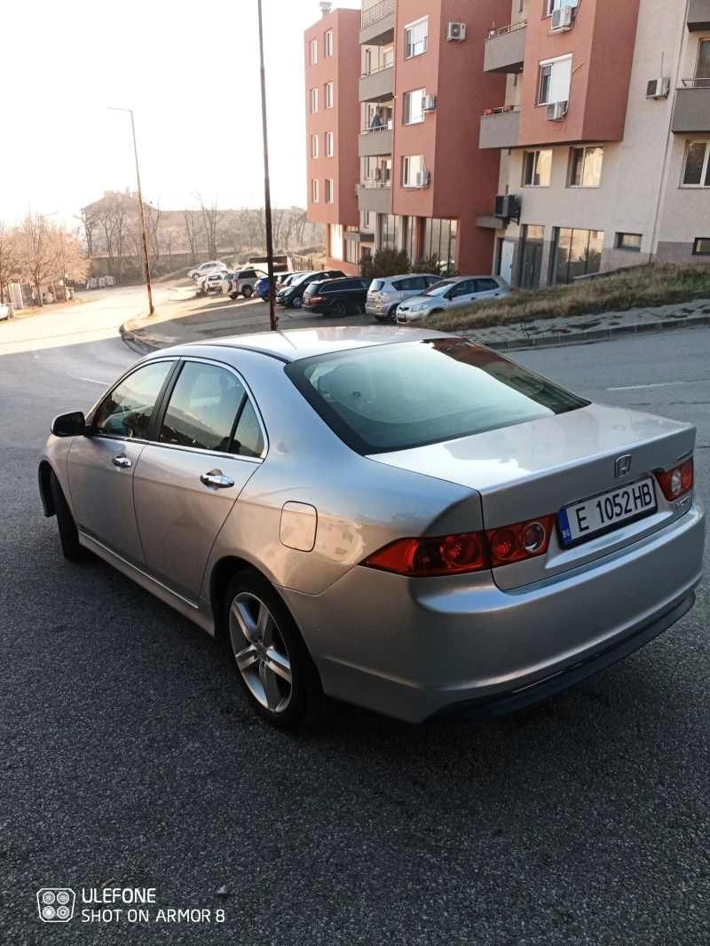 Honda Accord 2.2 i-ctdi facelift 6ск, снимка 6 - Автомобили и джипове - 48405822