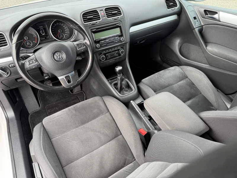 VW Golf 2.0 TDI/4MOTION/ HIGHLINE , снимка 11 - Автомобили и джипове - 48679191