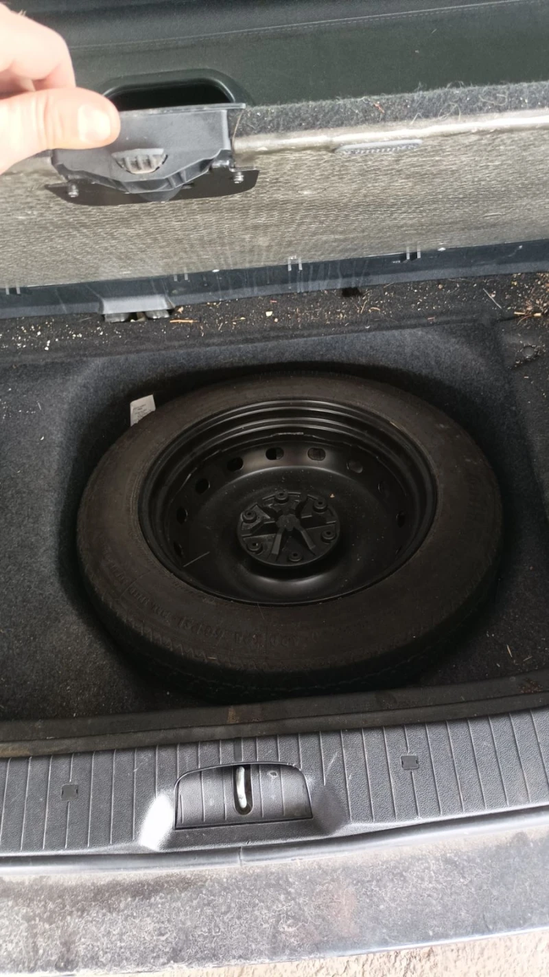 Mercedes-Benz A 150 1.5i, снимка 11 - Автомобили и джипове - 49906800