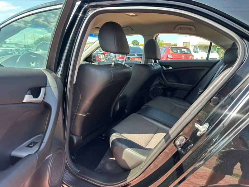 Honda Accord 2.4-TypeS-EURO5-AUTOMAT-1Г ГАРАНЦИЯ, снимка 14 - Автомобили и джипове - 51488470