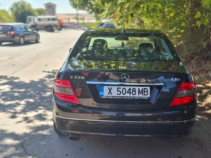 Mercedes-Benz C 220, снимка 3 - Автомобили и джипове - 51777526