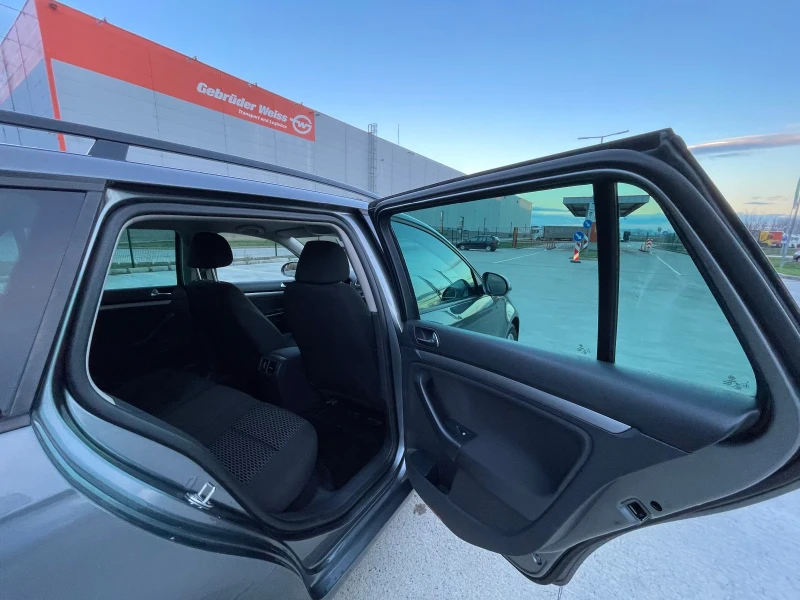 VW Golf 1.6i Germany , снимка 14 - Автомобили и джипове - 52515913