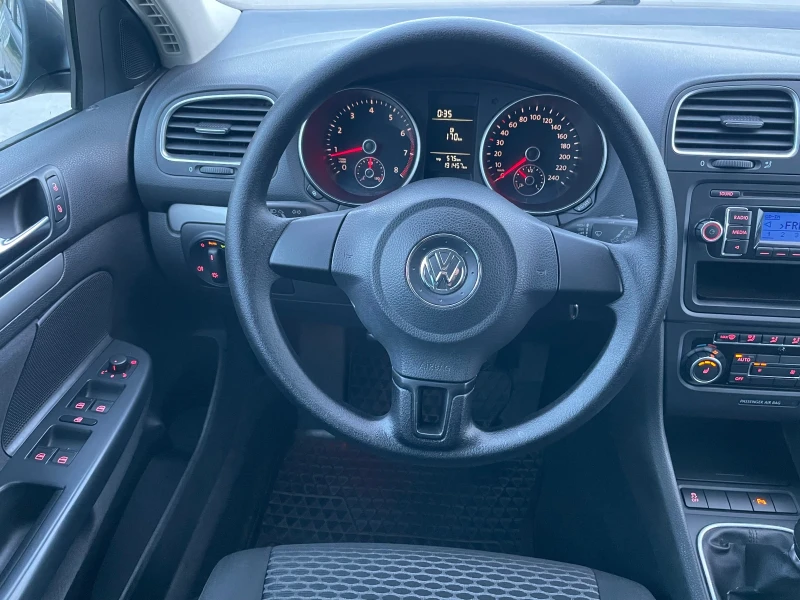 VW Golf 1.6i Germany , снимка 12 - Автомобили и джипове - 52515913