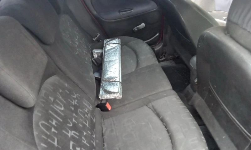 Peugeot 206, снимка 7 - Автомобили и джипове - 52597027