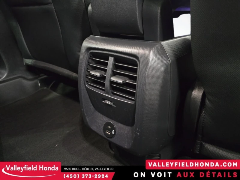 Ford Mustang Mach-E 2022* DIGITAL* DISTRONIK* LANE ASSIST* B&O* 360* K, снимка 15 - Автомобили и джипове - 52630001