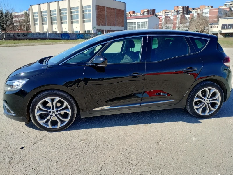 Renault Scenic 1.5 DCi, снимка 6 - Автомобили и джипове - 52725820