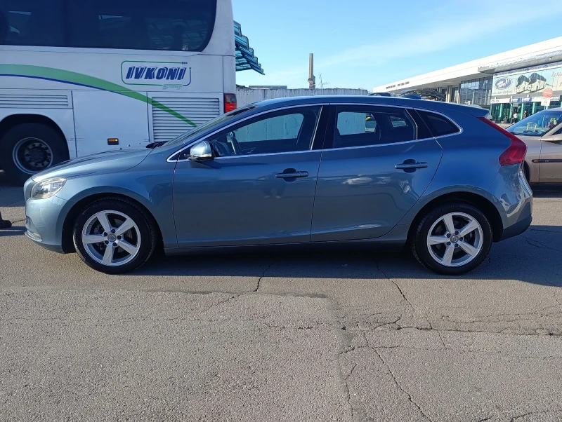 Volvo V40, снимка 6 - Автомобили и джипове - 52859270
