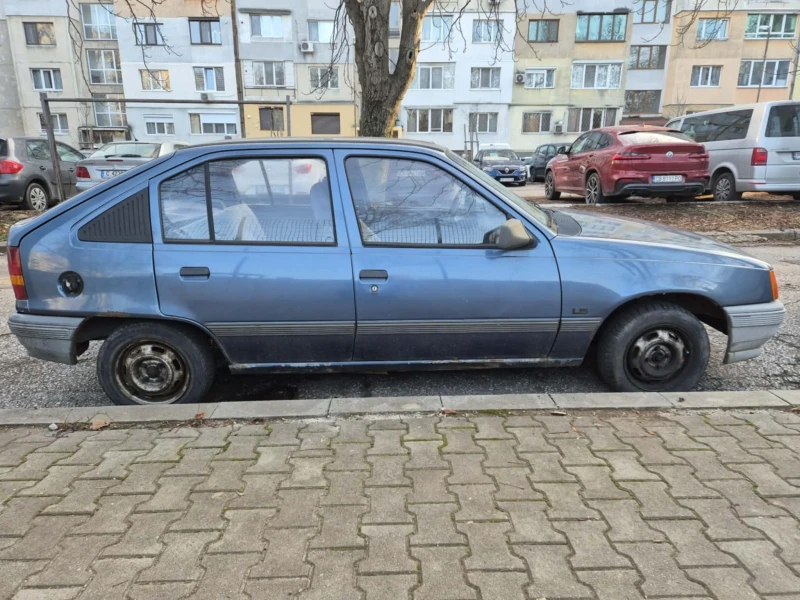 Opel Kadett 96000км РЕАЛНИ ! ТОП СЪСТОЯНИЕ !!!!, снимка 2 - Автомобили и джипове - 53144802