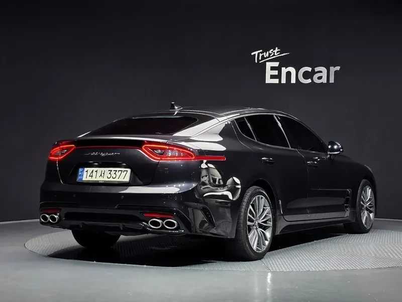 Kia Stinger  - изображение 2