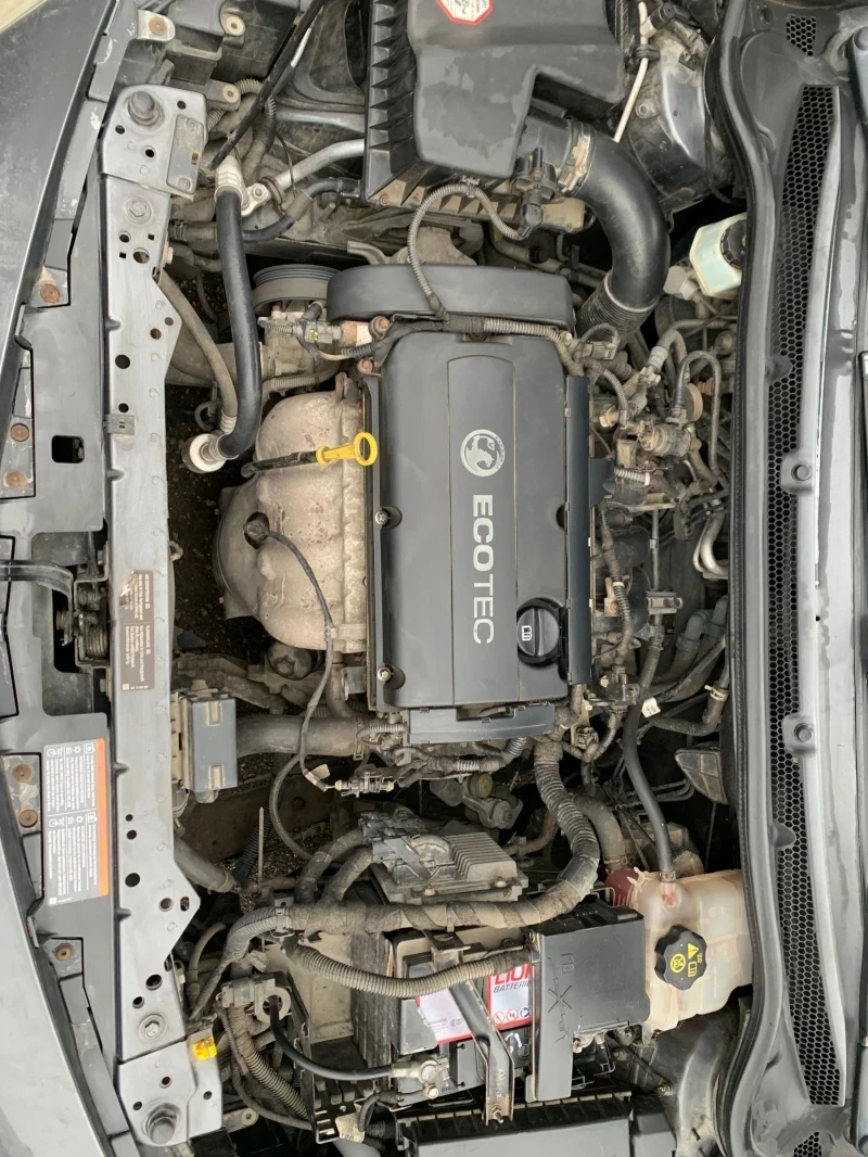 Opel Astra 1.6i 16V SRI, снимка 13 - Автомобили и джипове - 54140208