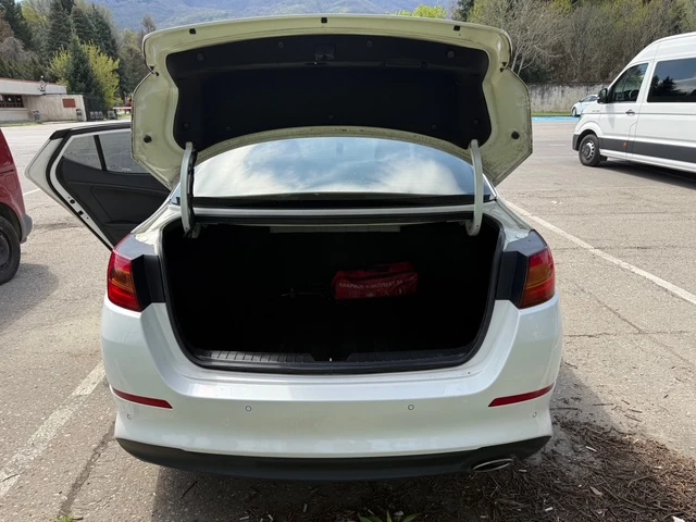 Kia K5 2.0 CVVL (Бензин + Газ), снимка 6 - Автомобили и джипове - 54277402