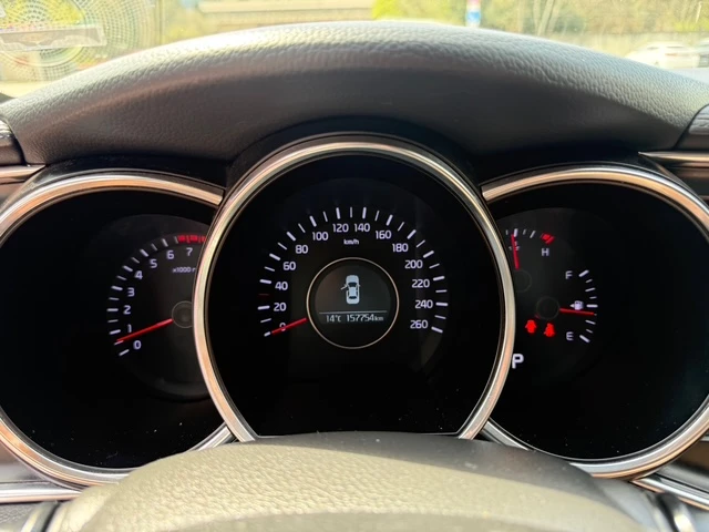 Kia K5 2.0 CVVL (Бензин + Газ), снимка 10 - Автомобили и джипове - 54277402