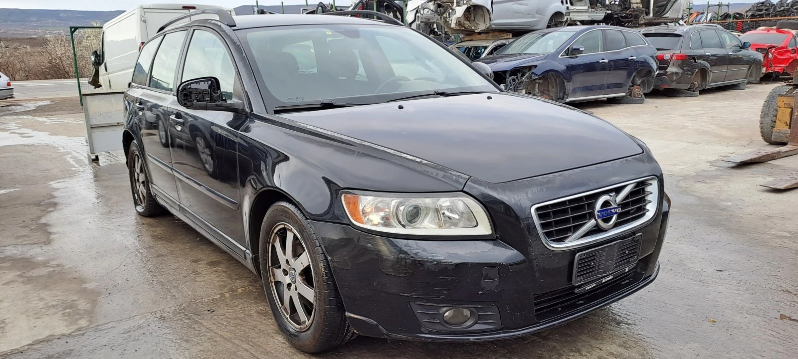 Volvo V50 1.6TDCI 6скорост - изображение 2