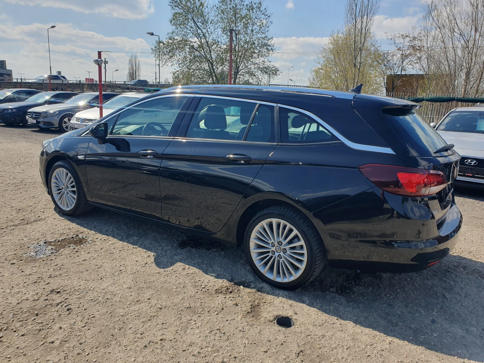 Opel Astra 1.6 CDTI/SPORTS TOURER - изображение 6