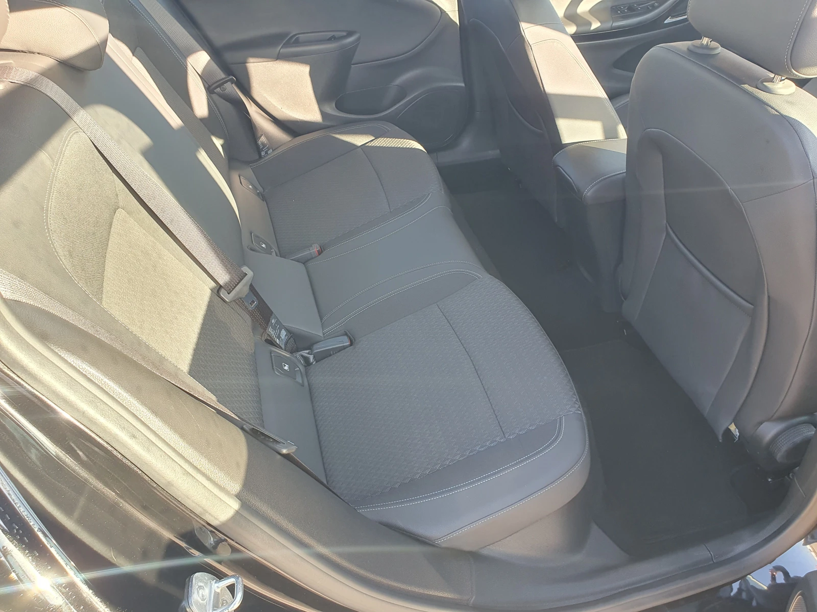 Opel Astra 1.6 CDTI/SPORTS TOURER - изображение 10