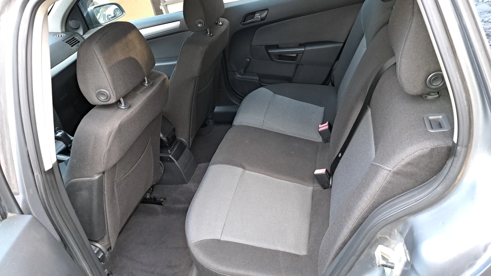 Opel Astra 1.7 CDTI - изображение 6