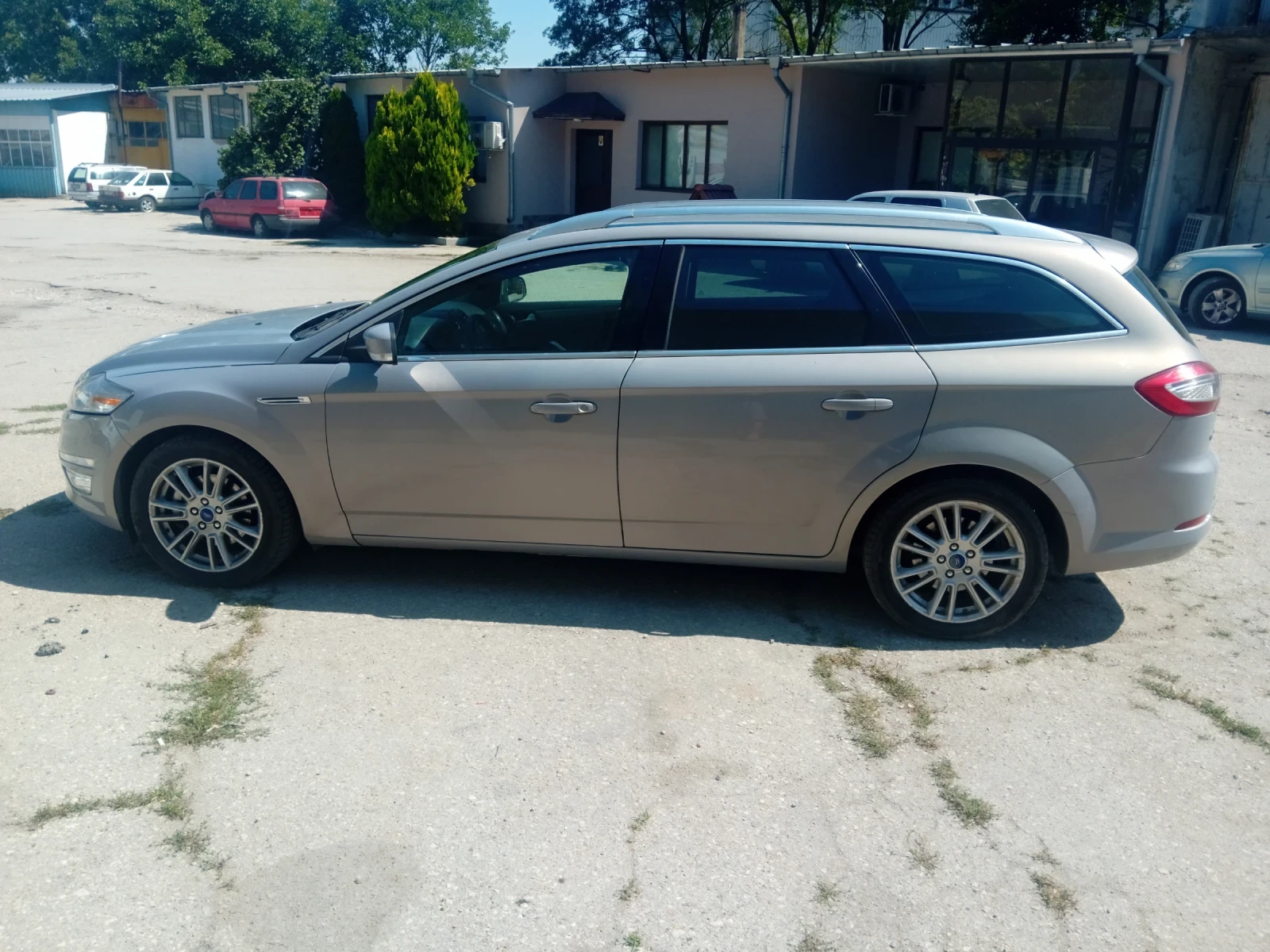 Ford Mondeo  - изображение 7